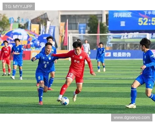 泰州与宿迁激烈对决 双方全力争夺地区足球荣誉战展开